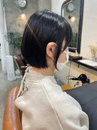 ショート 顔まわりレイヤー/ bob及川亜沙美のヘアスタイル