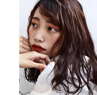 ミディアム カラー ヘアアレンジ 抜け感ボブ×パーマ |kazaneのヘアスタイル
