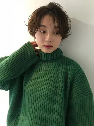 ショート 💓パーマ，💗 レイヤーカットのヘアスタイル