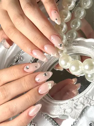 ネイル ルシイ🎀新宿長さ 出しパーツ専門店のネイルデザイン