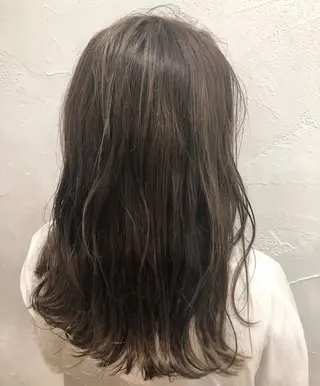 セミロング 村澤 拓弥のヘアスタイル