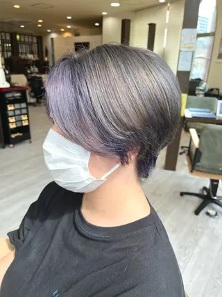 ショート カラー 佐藤 瑚碧のヘアスタイル