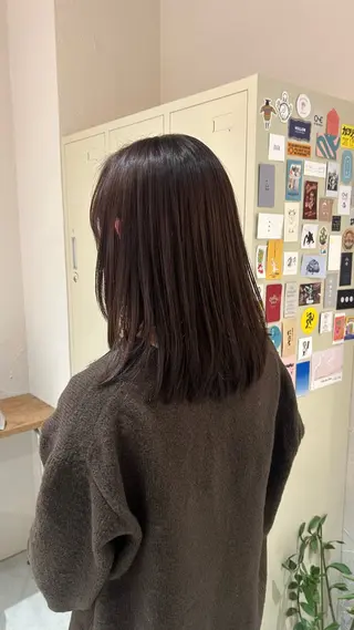 セミロング カラー 池田 七海のヘアスタイル