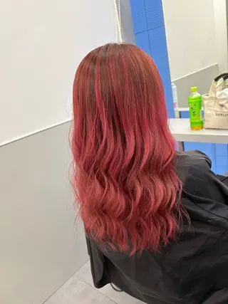 ロング カラー 天野 利咲のヘアスタイル