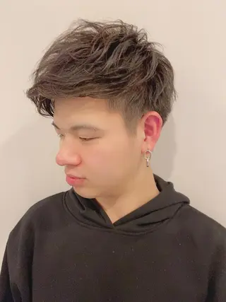 ショート カラー パーマ ヘアアレンジ メンズ ちこ .のヘアスタイル