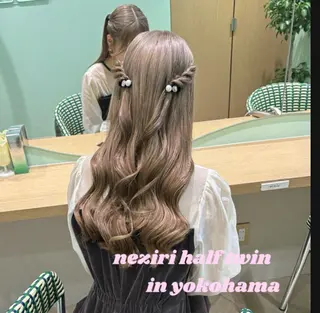 ヘアアレンジ 🎼デザインカラー ヘアメ たま🎀のヘアスタイル