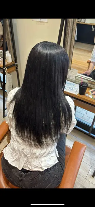 ロング カラー Karin／ レイヤーブリーチ🥀のヘアスタイル