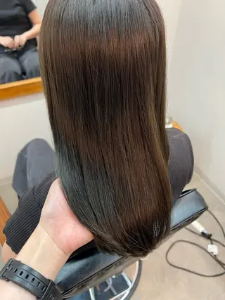 ミディアム カラー YUU💚髪質改善 🤎ダブルカラー✨のヘアスタイル