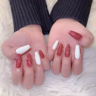 ネイル Tinaネイル 難波のネイルデザイン