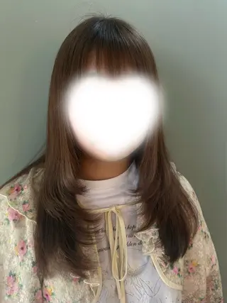 ロング ブリーチカラー🍓/ 艶カラー/かえ🤍のヘアスタイル