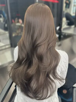 ロング カラー 堀江/髪質改善/ ナチュラルカラーのヘアスタイル