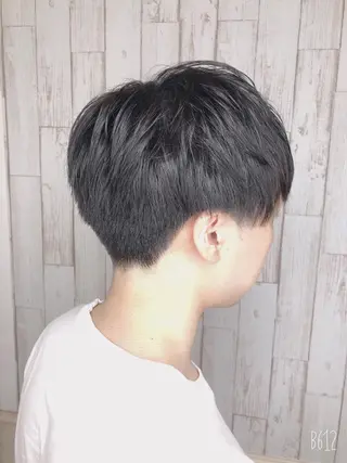 メンズ デザインカラー🎨 下北沢 / 磯部のヘアスタイル