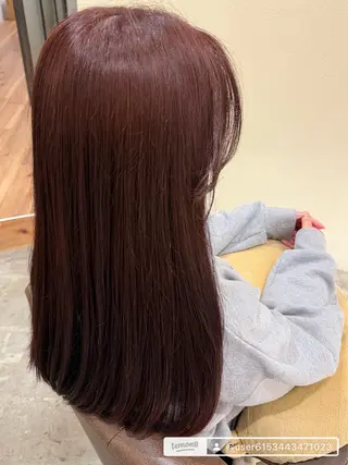 ロング カラー 山崎 彩稀のヘアスタイル