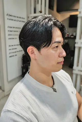ミディアム パーマ メンズ 似合う髪型が 分からない方へのヘアスタイル