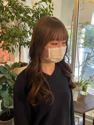 ロング 柴田 さくら/カットパーマのヘアスタイル