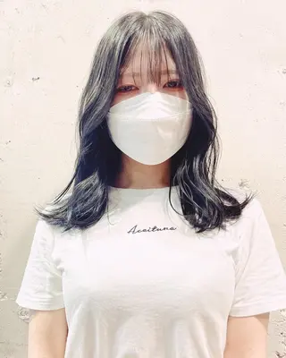 ロング カラー 360°キレイな ショートカットのヘアスタイル