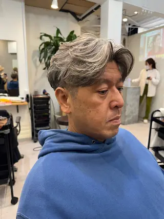 ミディアム パーマ メンズ 似合う髪型見つけます AYAKAのヘアスタイル