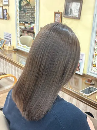 カラー 土井 萌花のヘアスタイル
