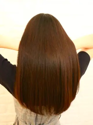 カラー 下池 紗加のヘアスタイル