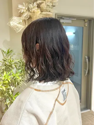 ミディアム パーマ KANO🌷 艶カラーのヘアスタイル