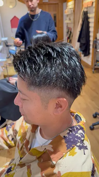 メンズ 関 彩花のヘアスタイル