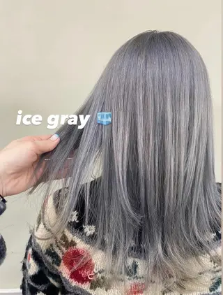 カラー エクステ ハイトーン 💭黒崎ハルカのヘアスタイル