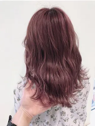 ミディアム カラー KAWAI KOHEIのヘアスタイル