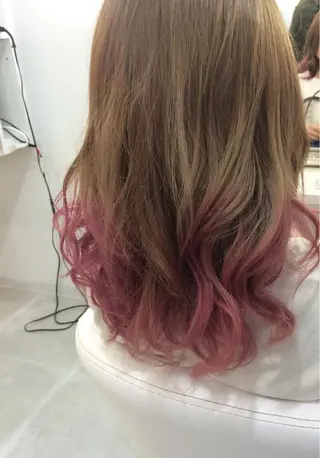 セミロング ロング カラー 髪質改善 中川 翔のヘアスタイル