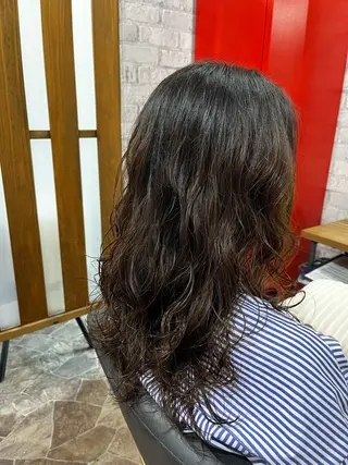 ロング 磯山 直貴のヘアスタイル