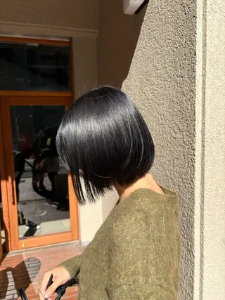 カラー Le'a  谷町🌱 ツボタホノカのヘアスタイル