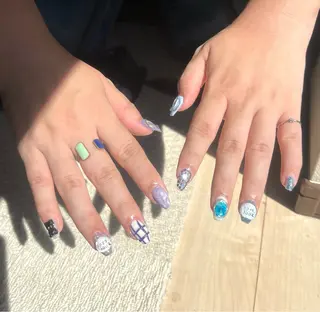 ショート 2DY NAIL SALONのネイルデザイン