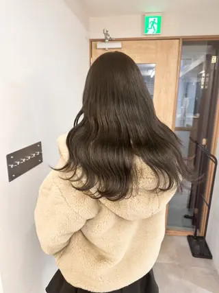 ロング hina/レイヤー /マロンブラウンのヘアスタイル