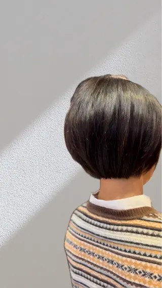 ショート 恵比寿韓国レイヤー× 艶透明感カラー大場のヘアスタイル