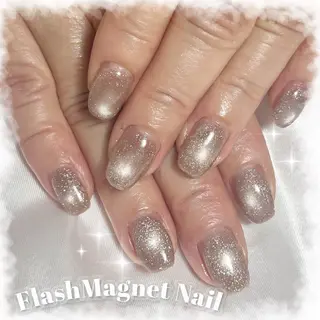 ネイル LAVISH sakiのネイルデザイン