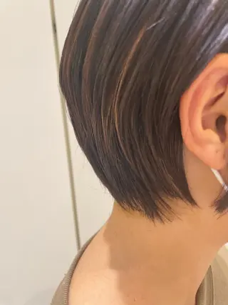 ショート ARMONY秋山輝也 コテ巻き風パーマ特化のヘアスタイル