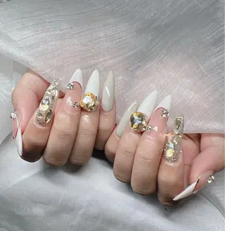 ネイル Lee Nailsのネイルデザイン