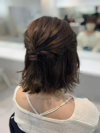 ショート ヘアアレンジ SHIRAHA MOMONAのマツエク・マツパデザイン