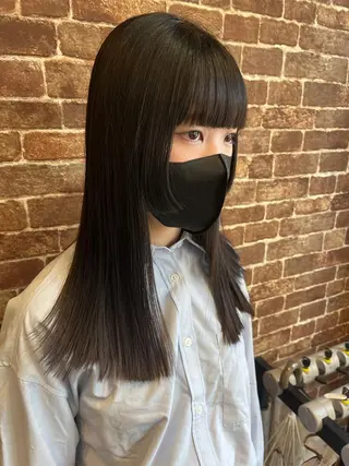 セミロング カラー パーマ ヘアアレンジ メンズ キッズ ネイル マツエク・マツパ アイブロウ 久木原 ゆりのヘアスタイル