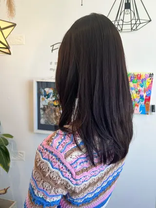 セミロング カラー si6【シーム】 小田みきのヘアスタイル