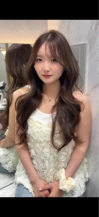 ロング カラー レイヤーダブルカラー KYONのヘアスタイル