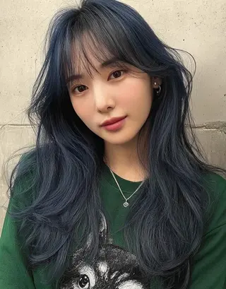 カラー ロング デザインカラー✨ 透明感カラー菊地真保のヘアスタイル