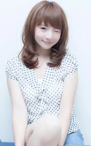 セミロング バレイヤージュ 藤沢 髪質改善 竹内ケンゴのヘアスタイル