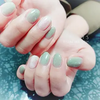 ネイル YUMI NAGAI のネイルデザイン