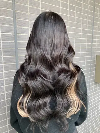 ロング 友利 翔太のヘアスタイル