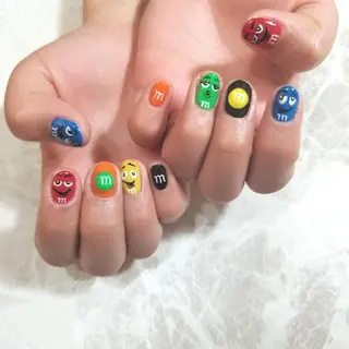 ネイル nijiiro🌈 サトウのネイルデザイン