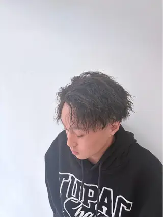 パーマ メンズカット＆ 艶カラー/有馬のヘアスタイル