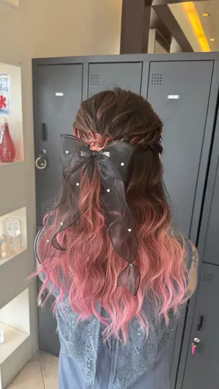 ヘアアレンジ ヘアセット/ブリーチ カラー🩰SEINAのヘアスタイル