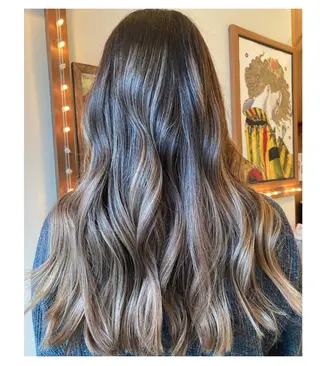 ロング 武内 由貴のヘアスタイル