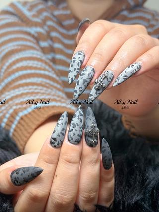 ネイル AiLy Nail 上野店のネイルデザイン