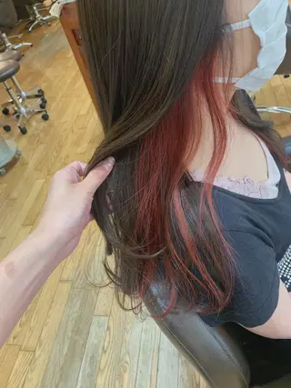 ロング カラー 齊藤 衣梨佳のヘアスタイル
